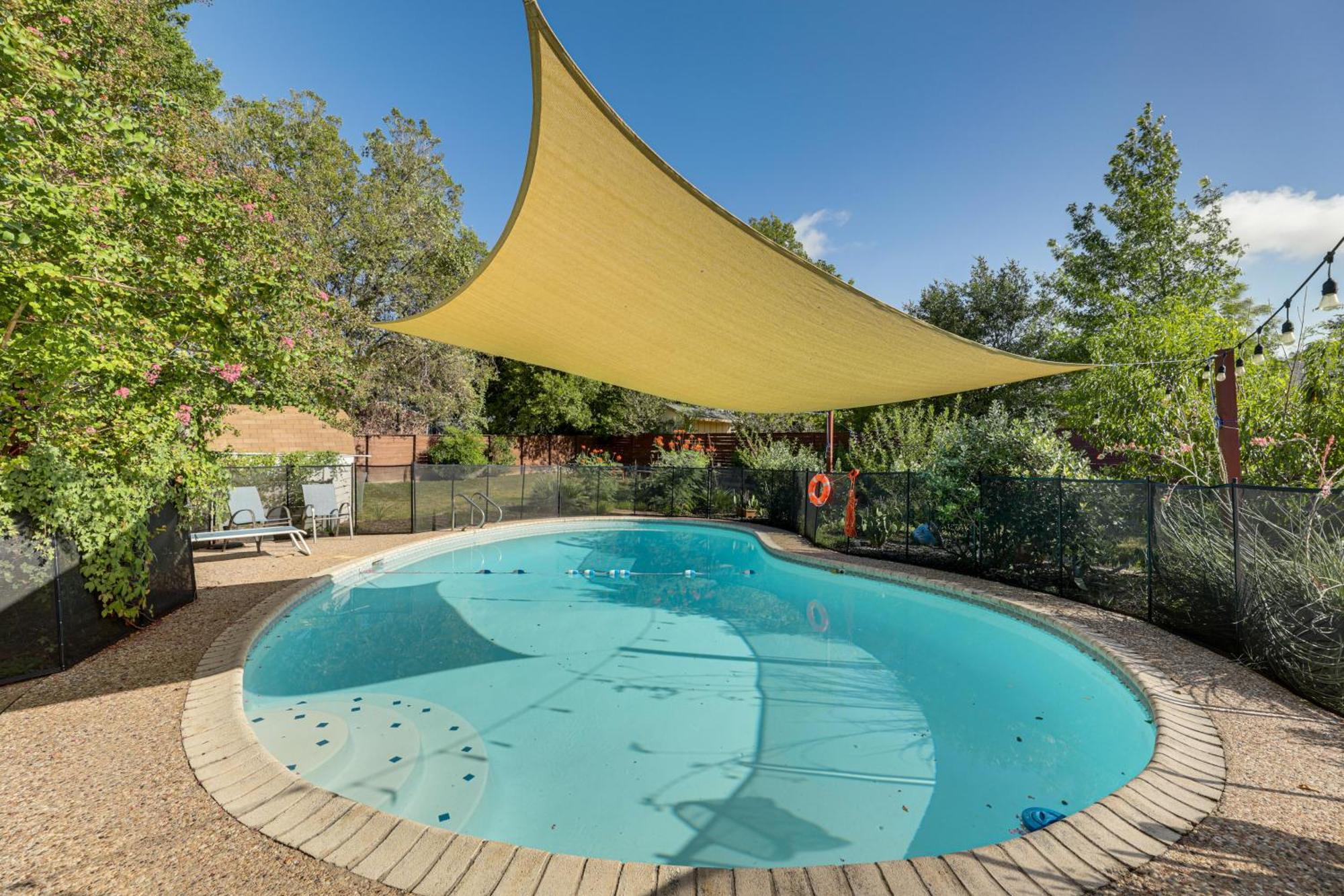Modern Austin Home With Outdoor Pool And Fire Pit! المظهر الخارجي الصورة
